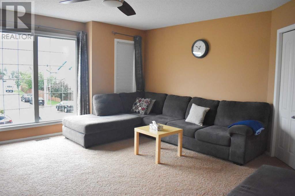 Single Family House for Sale in  Bridlewood Circle SW Bridlewood Calgary 