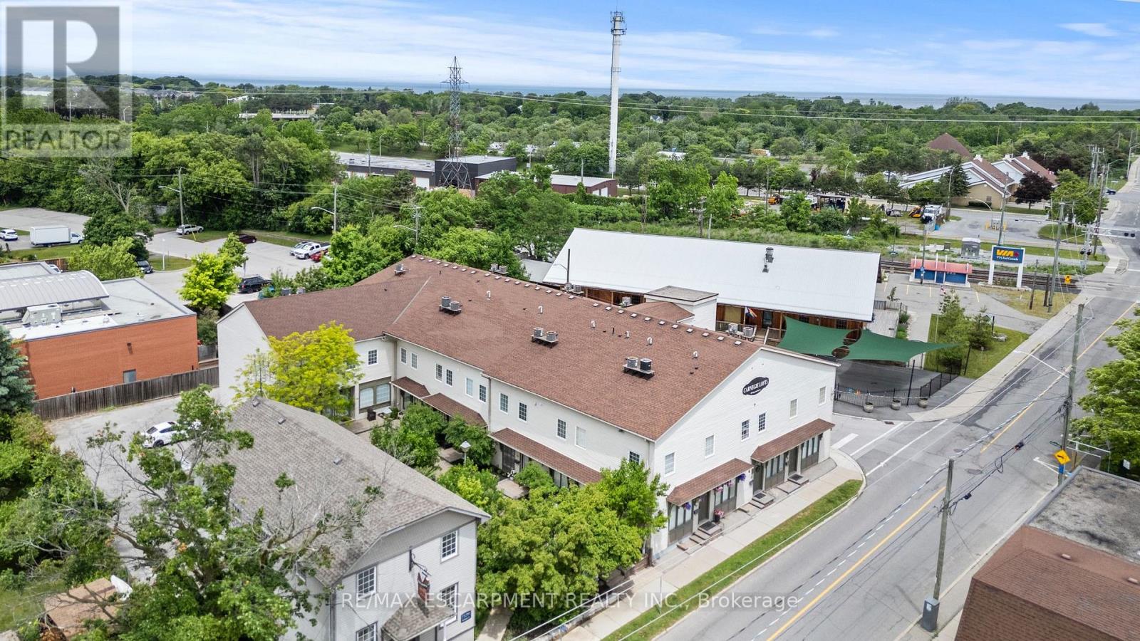 Photo 7 of 1 49 Ontario Street, Grimsby ON