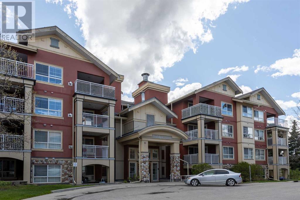 Single Family House for Sale in   Richard Place SW Lincoln Park Calgary 