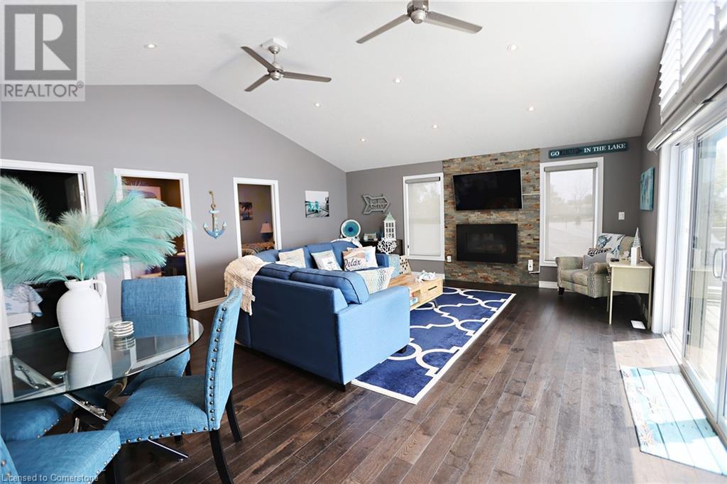Photo 25 of 48 Erieview Lane, Selkirk ON