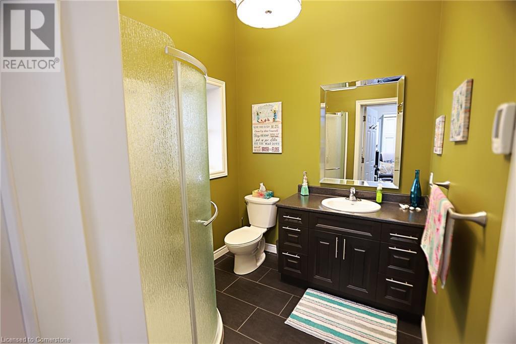 Photo 17 of 48 Erieview Lane, Selkirk ON