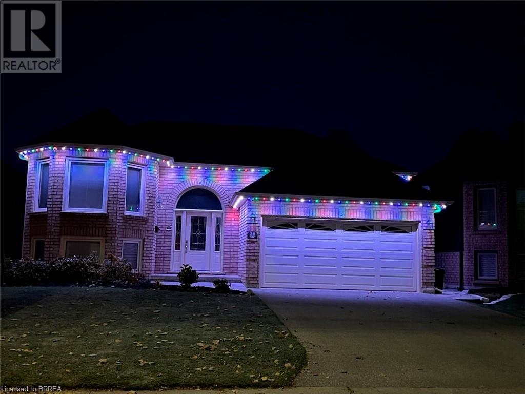 Photo 31 of 30 Mcintosh Court, Brantford ON