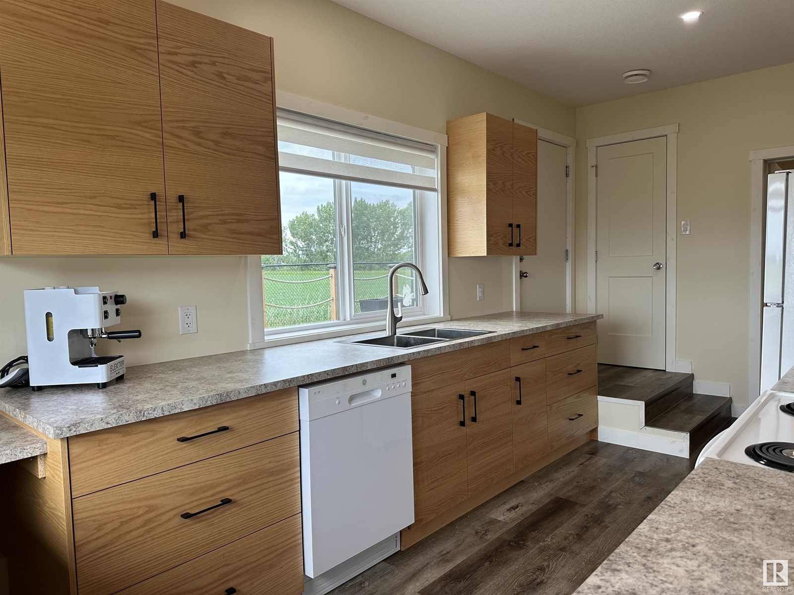 Photo 16 of 54322 Rge Rd 253, St Albert AB