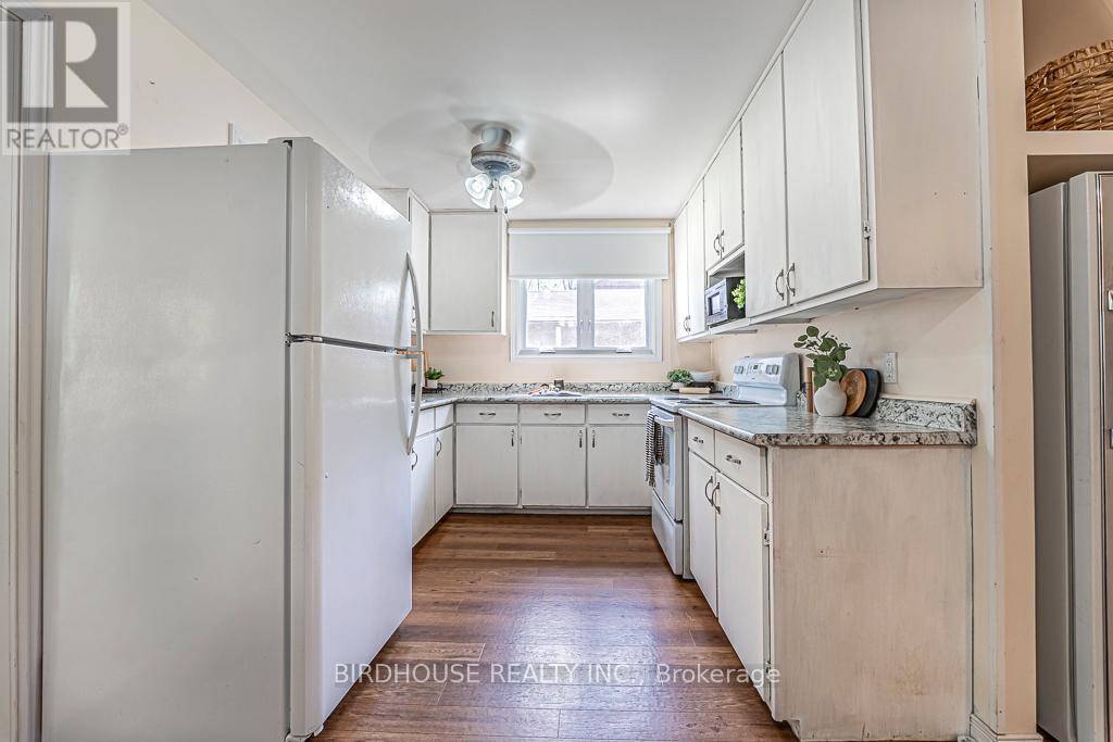 Photo 12 of 62 Fells Bay Road, Kawartha Lakes ON
