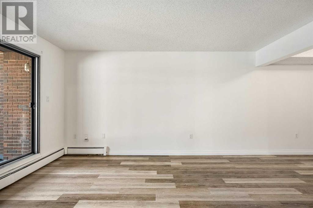 Single Family House for Sale in    Avenue SW Sunalta Calgary 