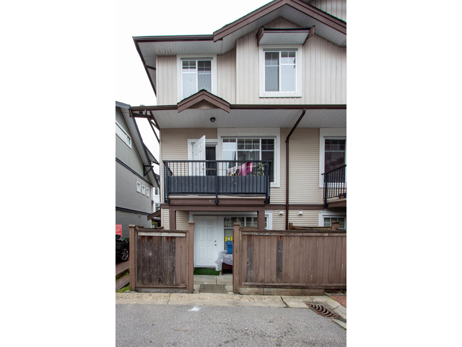 Photo 20 of 62 7156 144 Street, Surrey BC