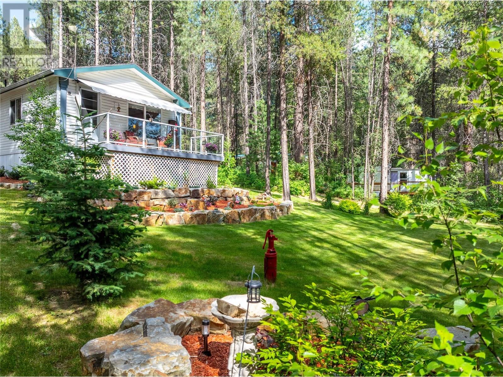 Photo 42 of 6996 95 Highway, Kingsgate BC