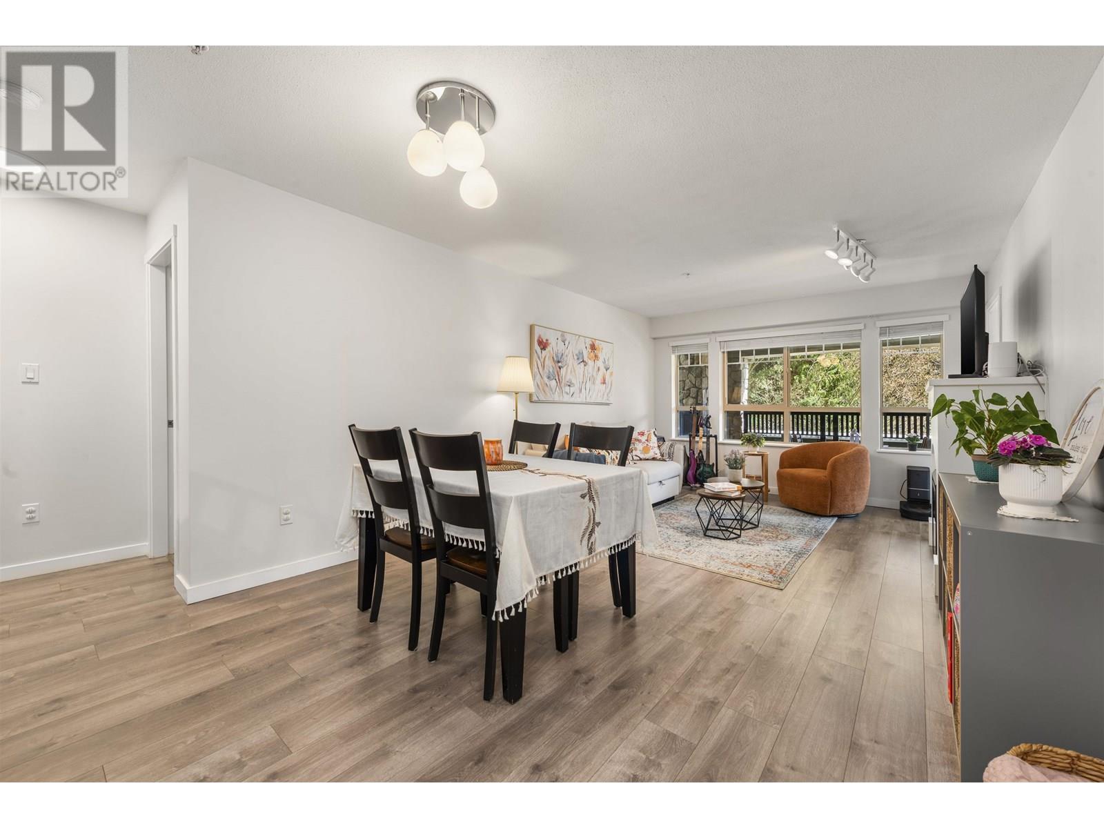 212 2959 SILVER SPRINGS BOULEVARD, Coquitlam real estate listing R3011309