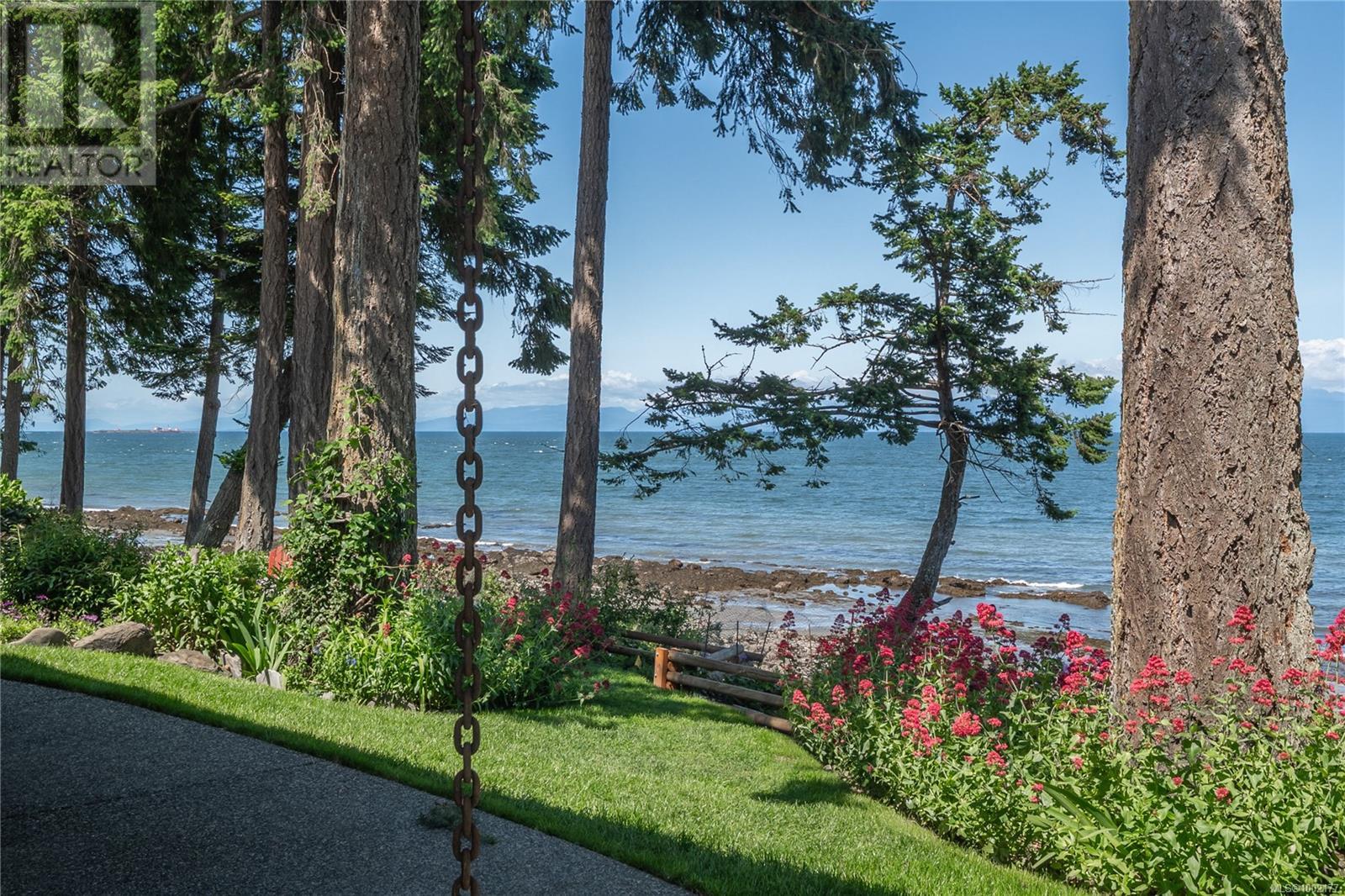 1664 Queequeg Trnabt, Gabriola Island