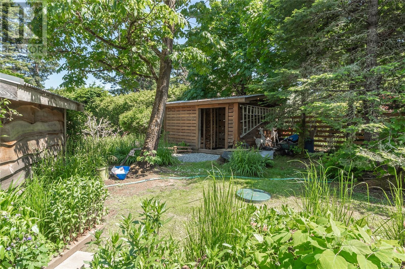 1664 Queequeg Trnabt, Gabriola Island
