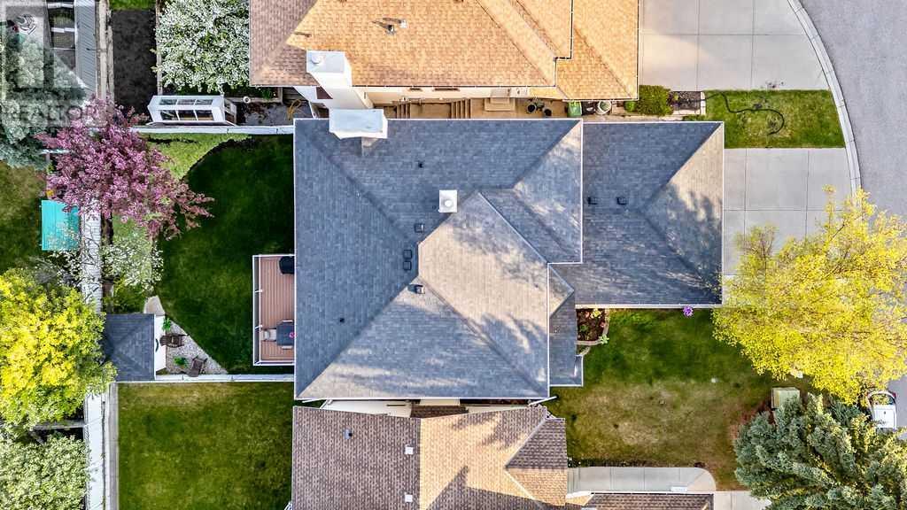 Single Family House for Sale in  Sandalwood Place NW Sandstone Valley Calgary 