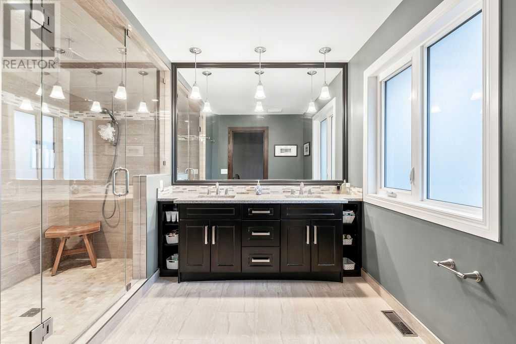 Single Family House for Sale in  Sandalwood Place NW Sandstone Valley Calgary 