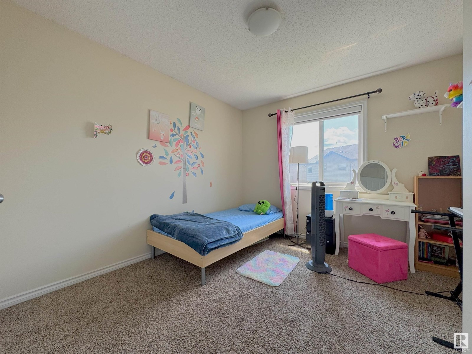 Photo 33 of 2217 22 Av Nw, Edmonton AB