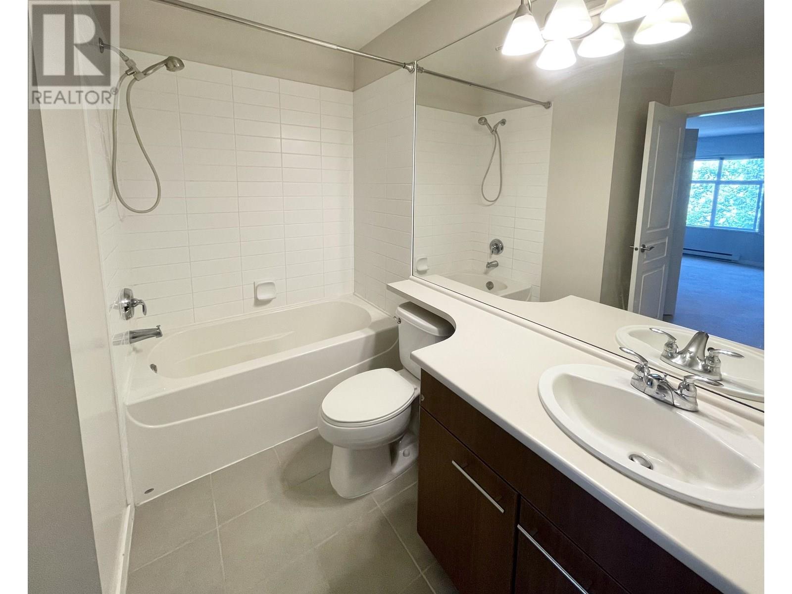 Photo 11 of 415 4799 Brentwood Drive, Burnaby BC