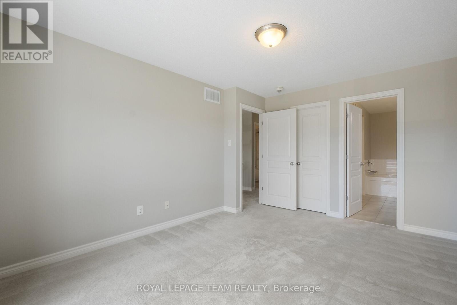 Photo 30 of 273 Shinleaf Crescent, Ottawa ON