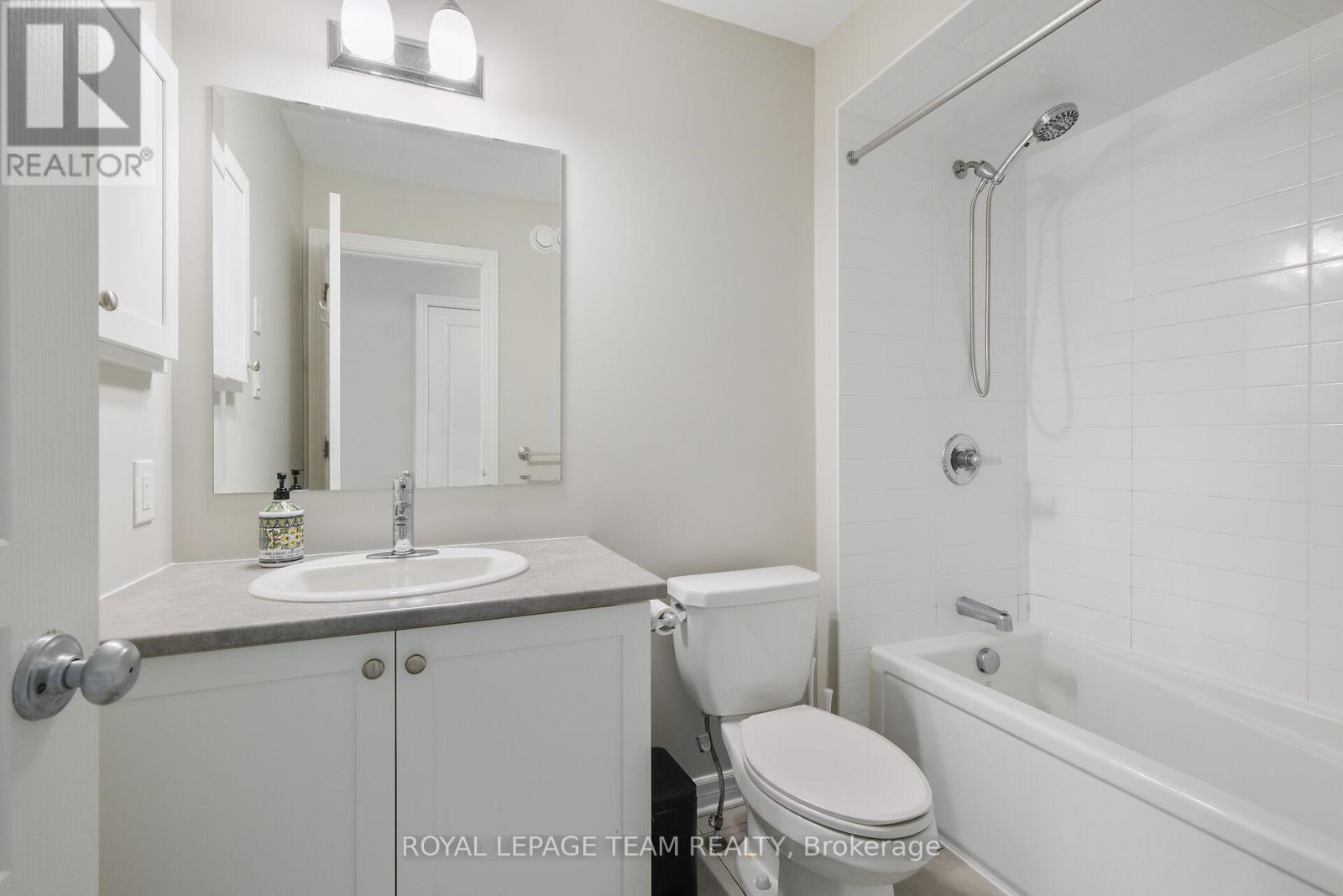 Photo 42 of 273 Shinleaf Crescent, Ottawa ON