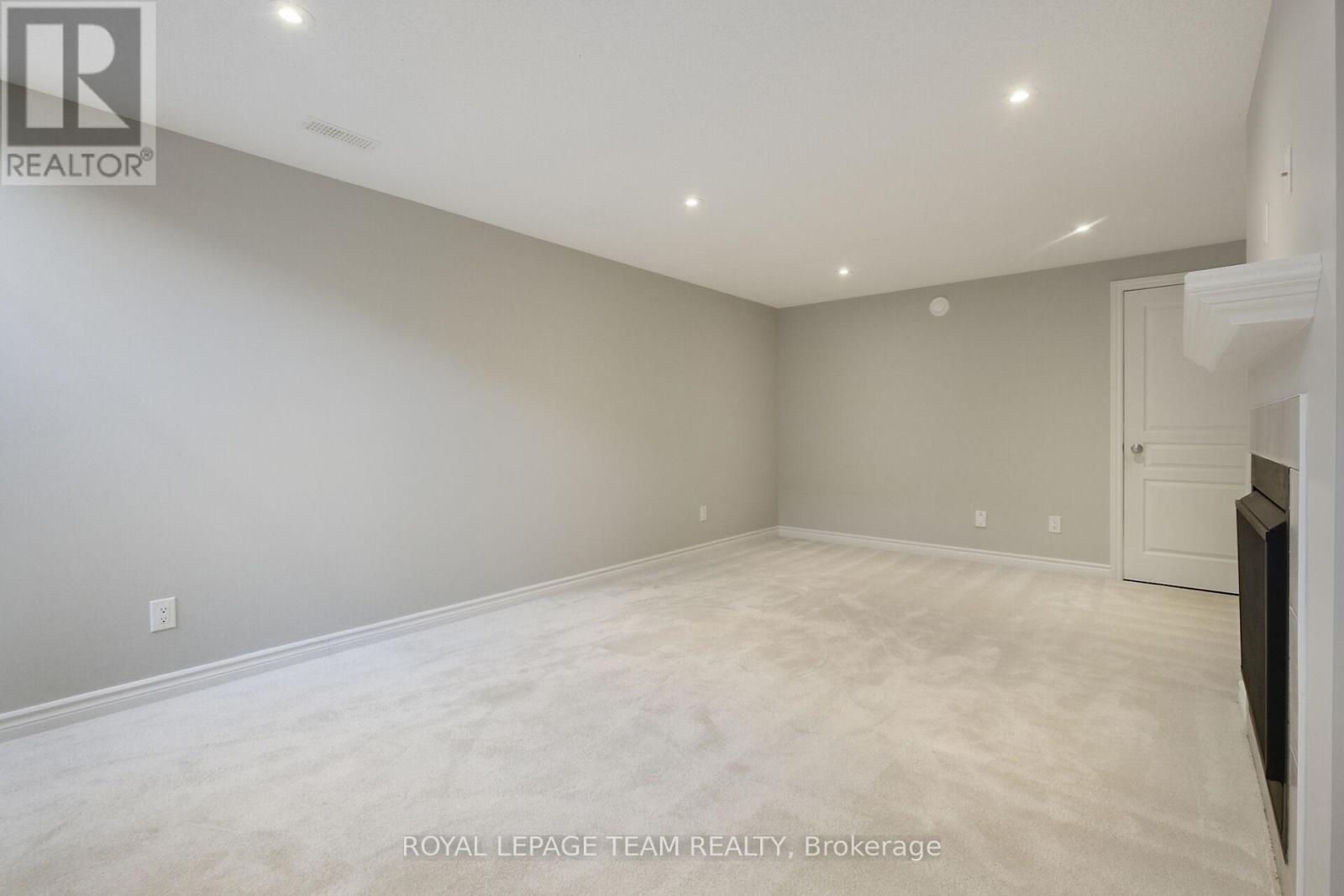 Photo 44 of 273 Shinleaf Crescent, Ottawa ON