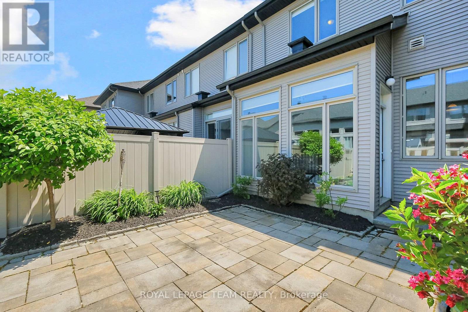 Photo 47 of 273 Shinleaf Crescent, Ottawa ON
