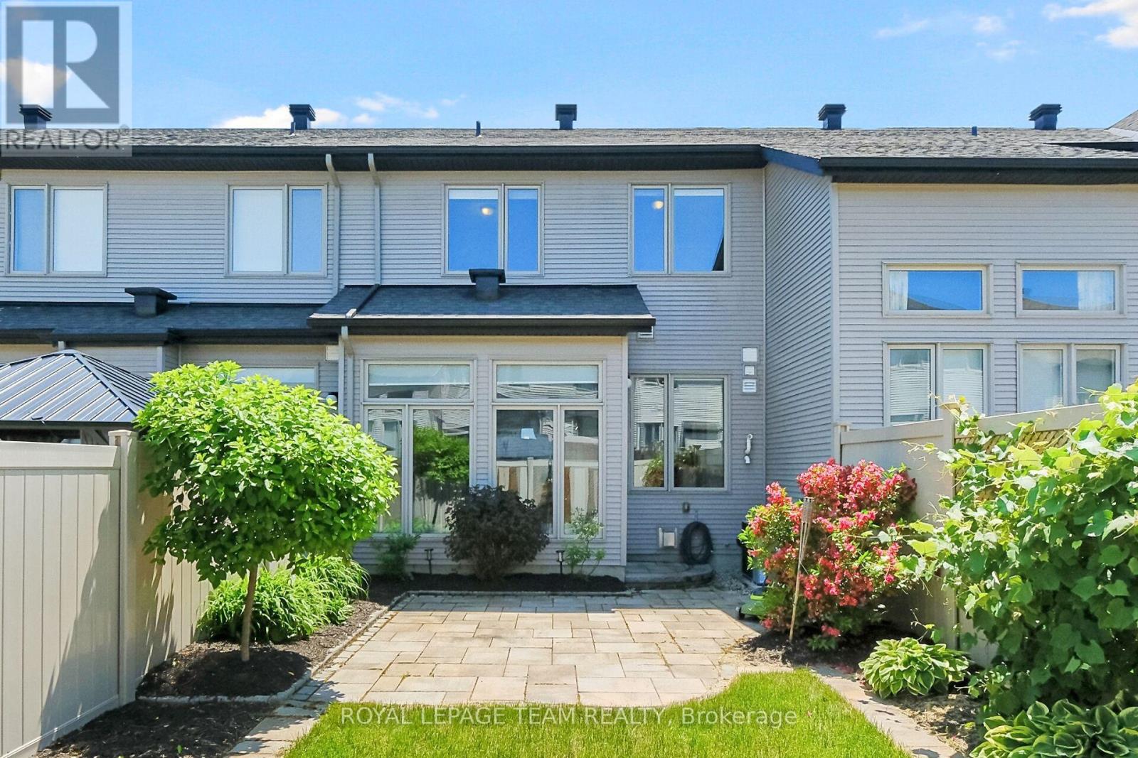 Photo 48 of 273 Shinleaf Crescent, Ottawa ON