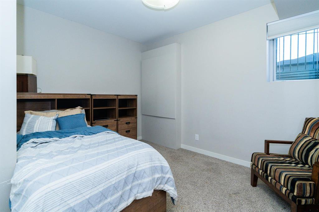 Photo 32 of 137 Highland Creek Road, Winnipeg MB