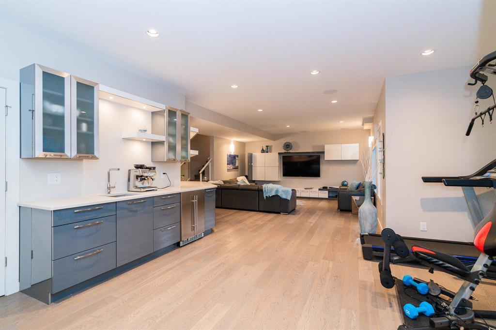 Photo 36 of 137 Highland Creek Road, Winnipeg MB