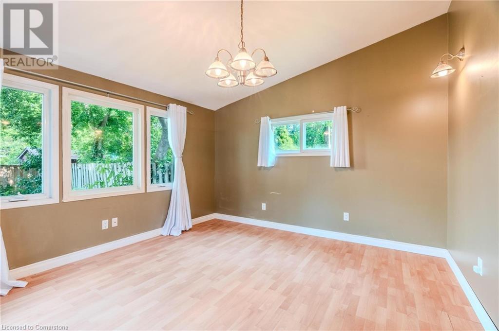 Photo 12 of 95 Paradise Road, Hamilton ON
