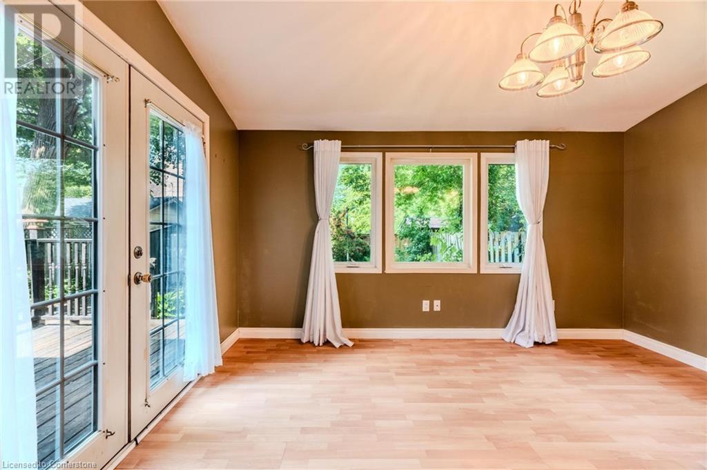 Photo 13 of 95 Paradise Road, Hamilton ON