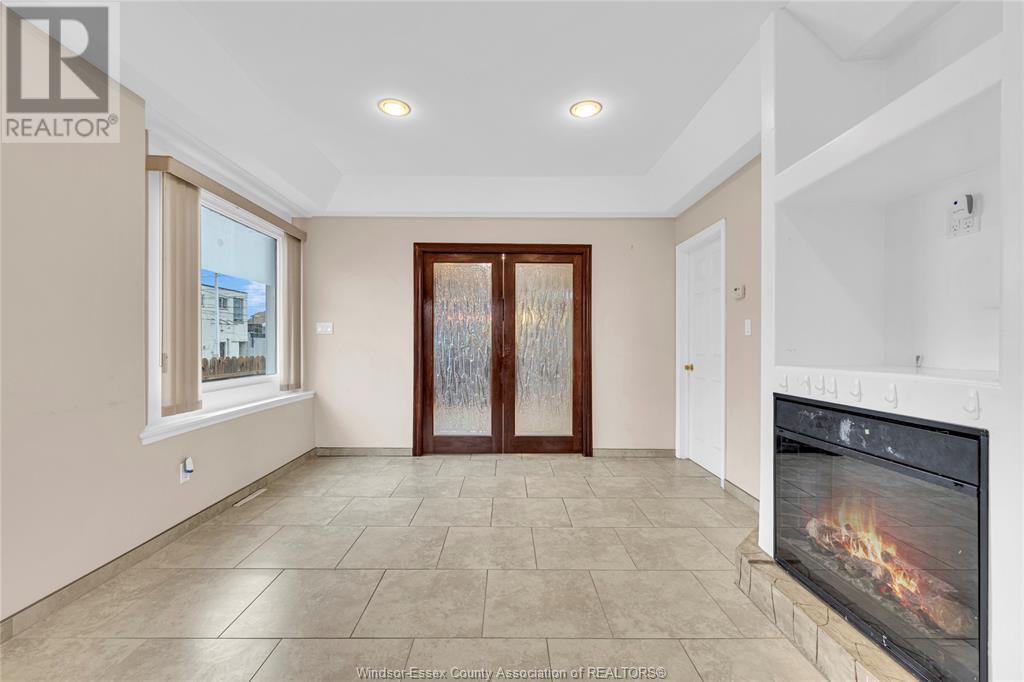 Photo 8 of 1036 Marentette Avenue, Windsor ON