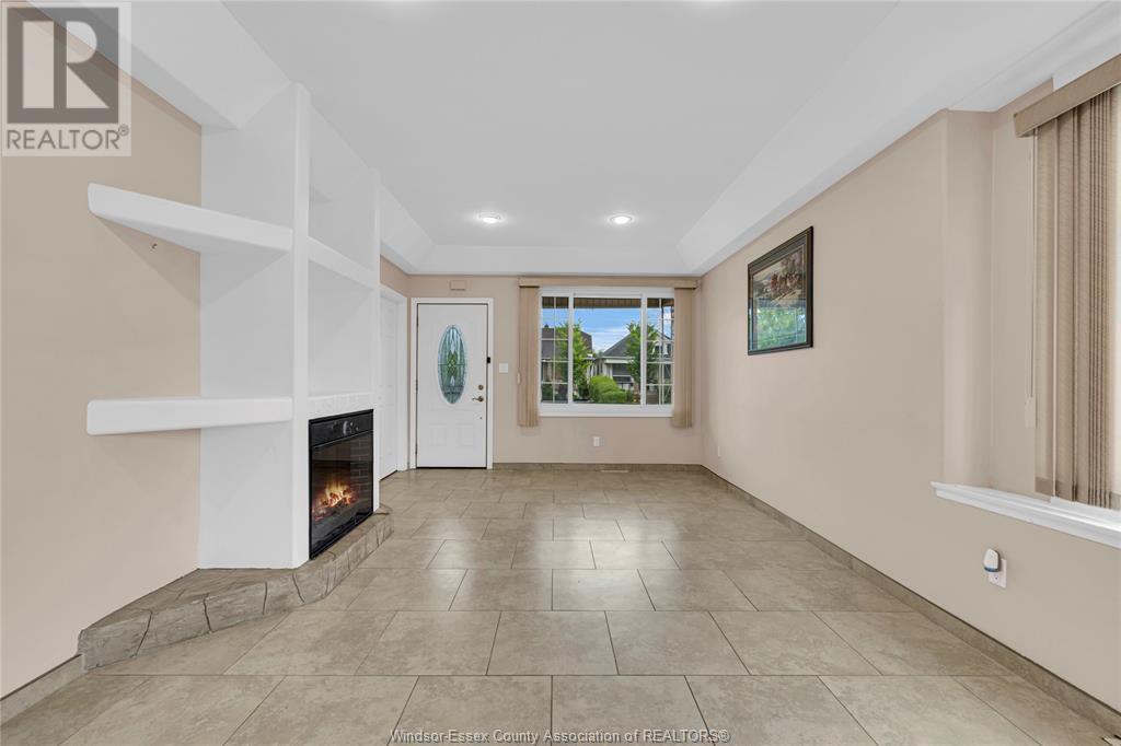 Photo 9 of 1036 Marentette Avenue, Windsor ON