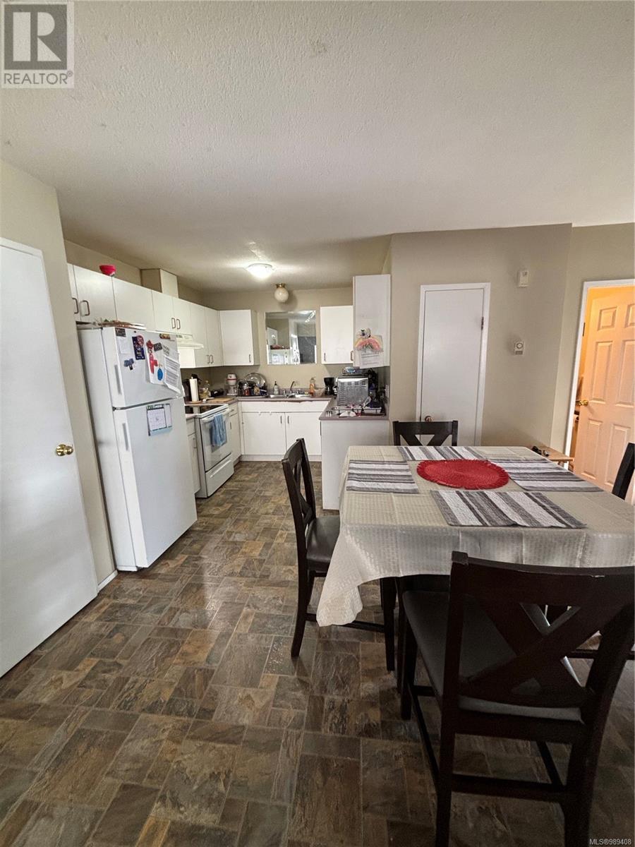 501 7th Ave, Campbell River real estate listing 989408