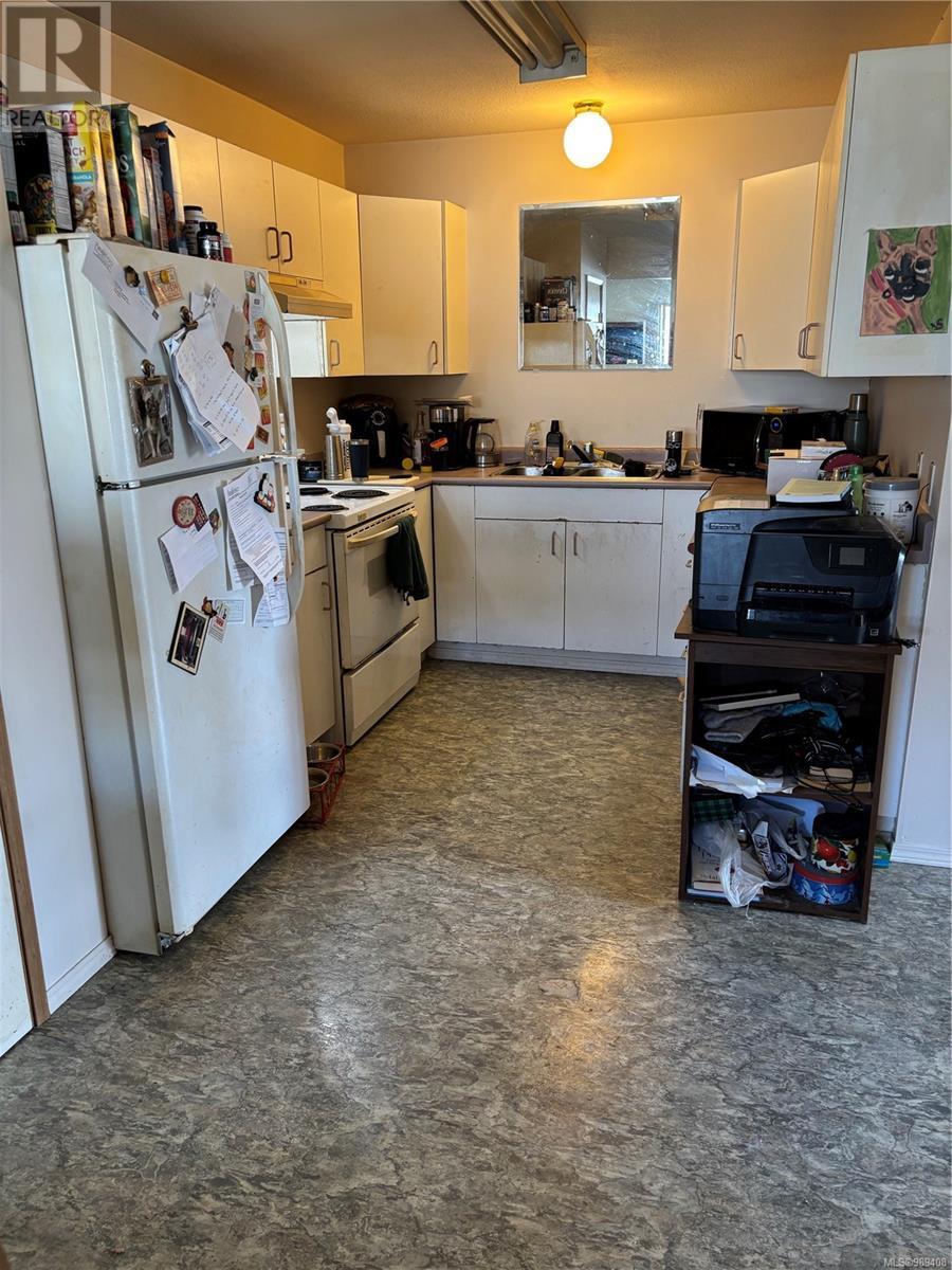 501 7th Ave, Campbell River real estate listing 989408