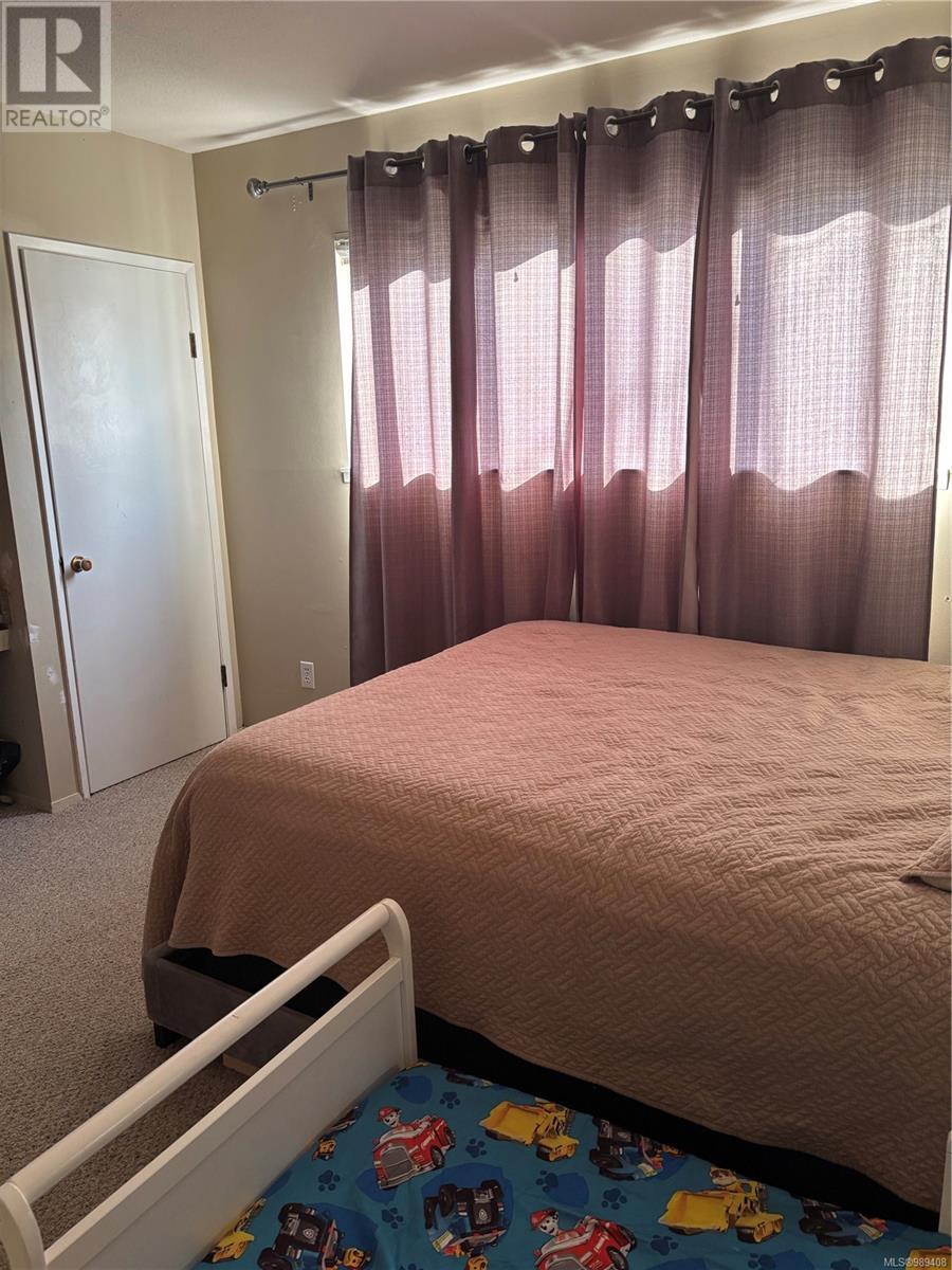 501 7th Ave, Campbell River real estate listing 989408