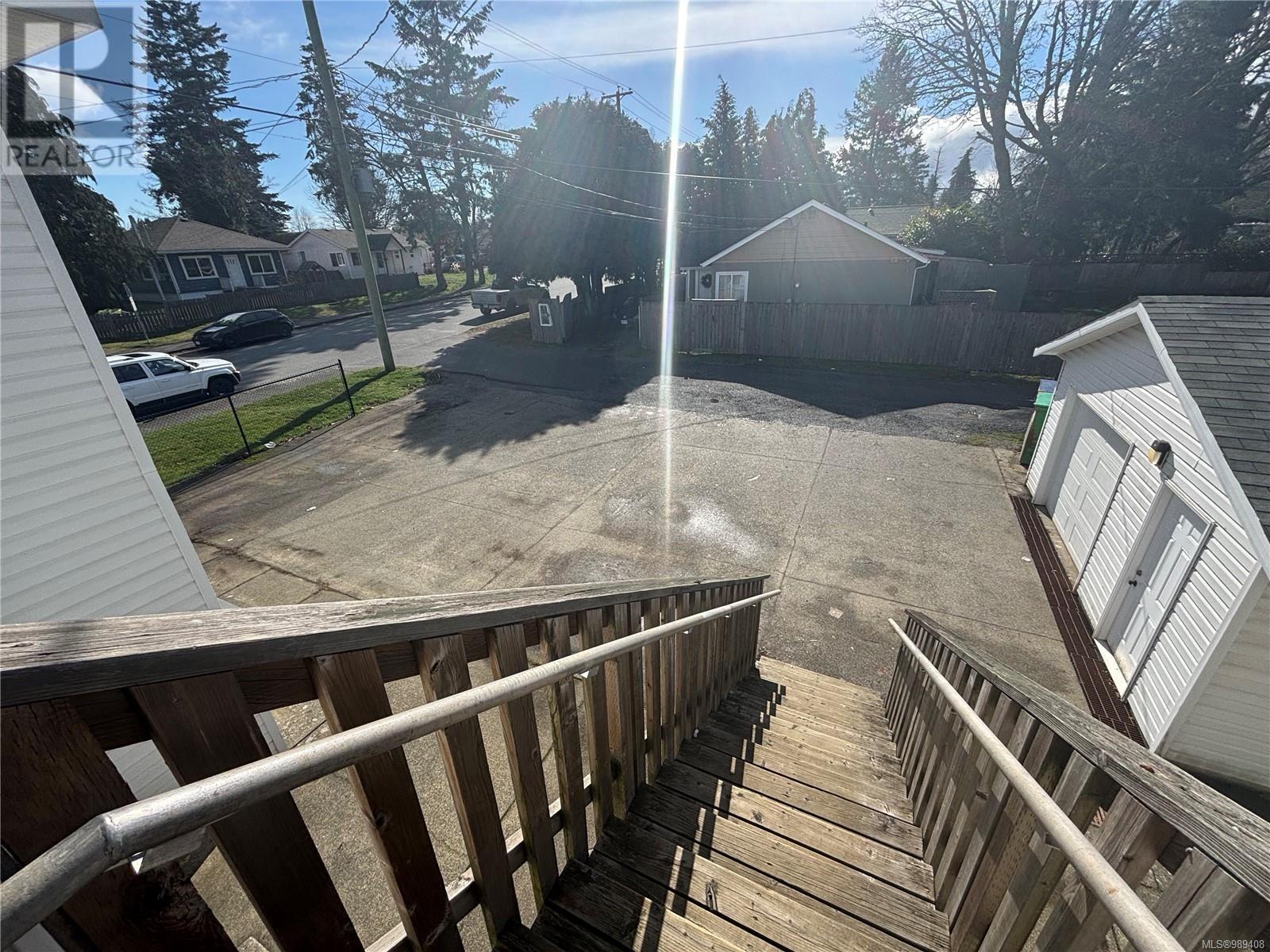 501 7th Ave, Campbell River real estate listing 989408