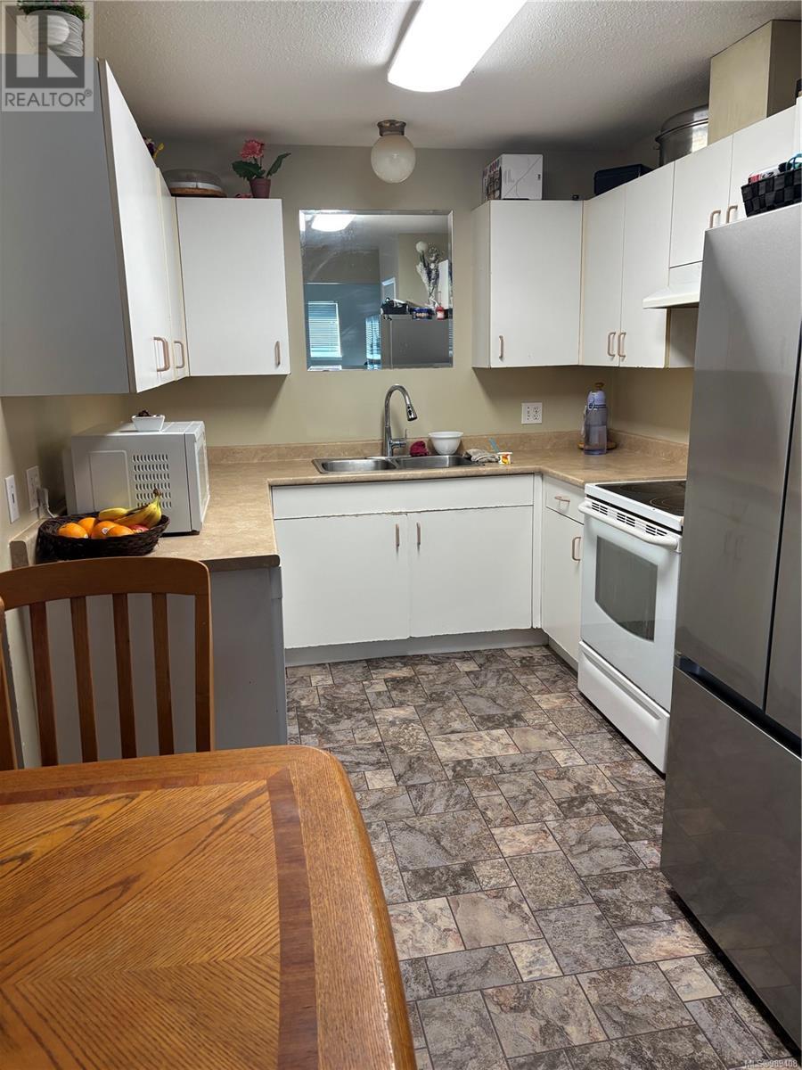 501 7th Ave, Campbell River real estate listing 989408