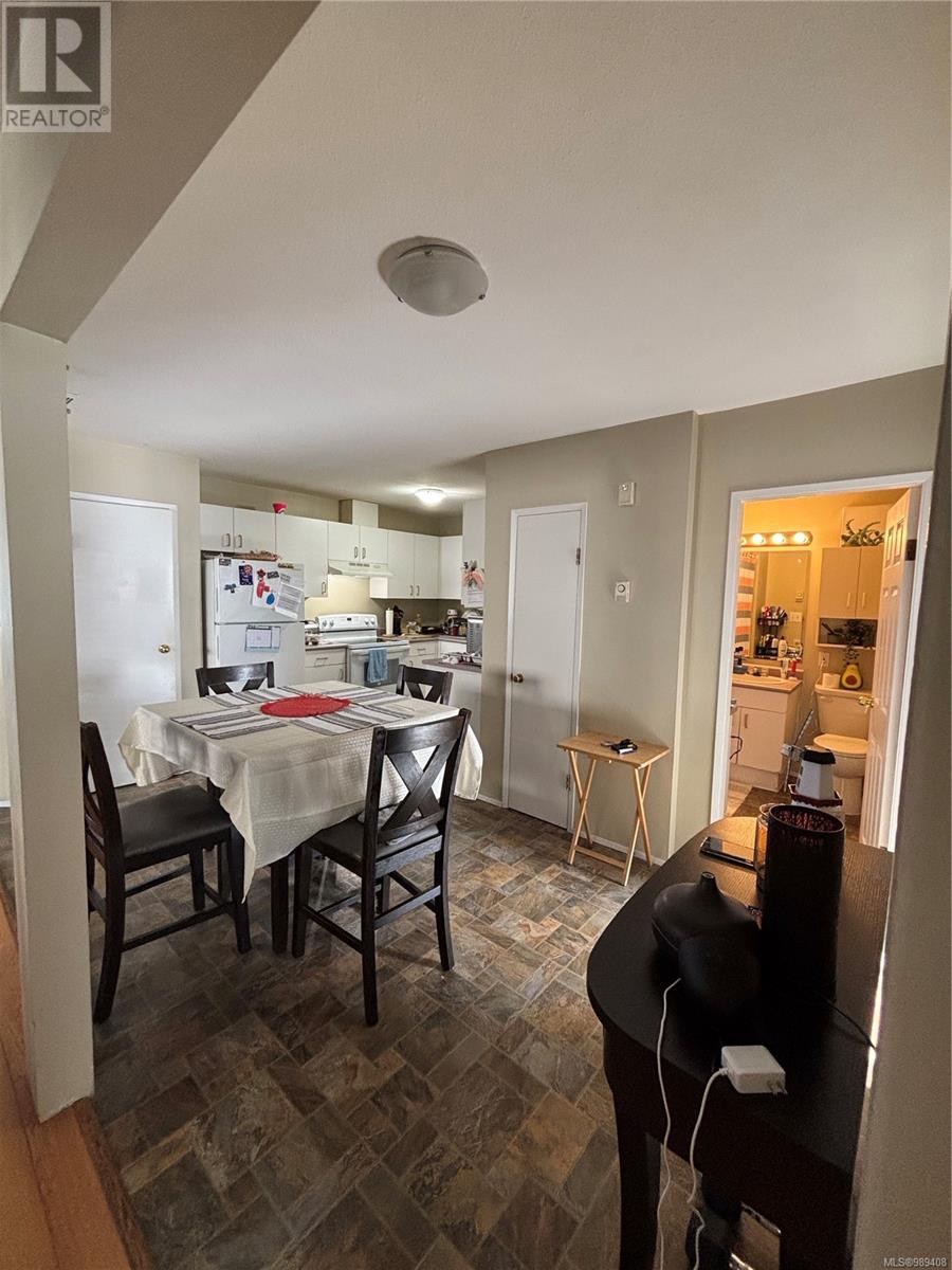 501 7th Ave, Campbell River real estate listing 989408