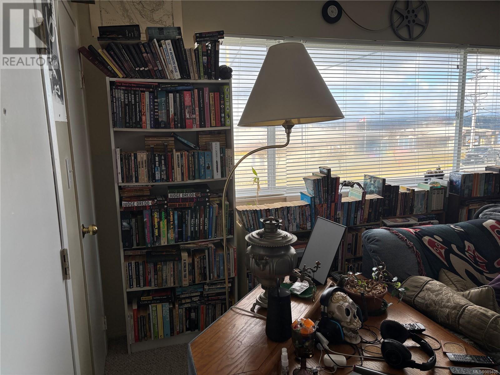 501 7th Ave, Campbell River real estate listing 989408