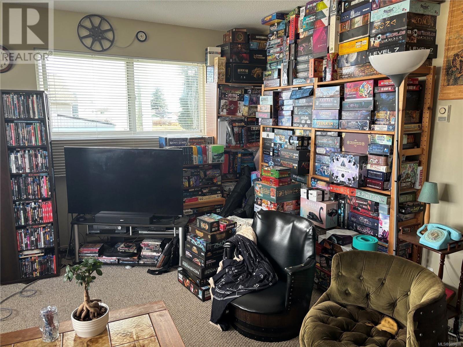 501 7th Ave, Campbell River real estate listing 989408
