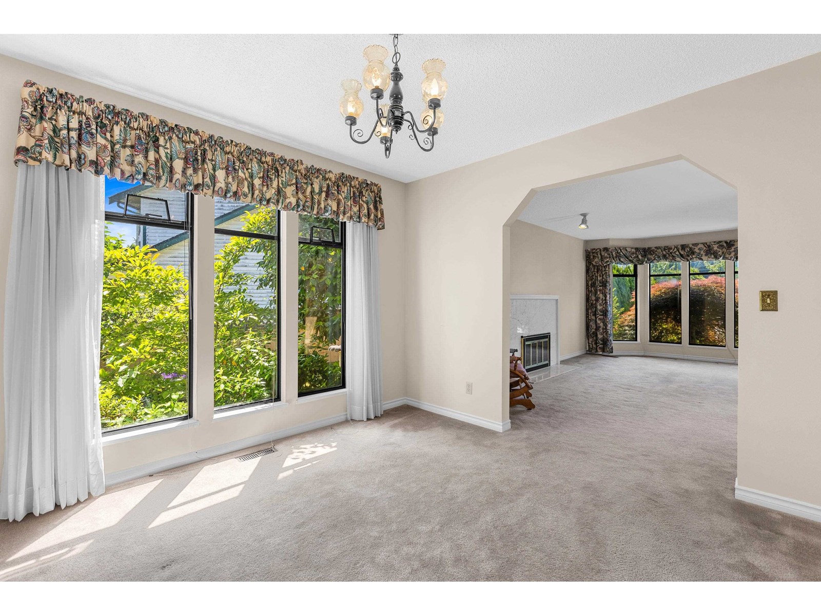Photo 6 of 1838 140 B Street, Surrey BC