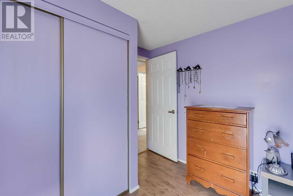 Single Family House for Sale in    Street NE Pineridge Calgary 