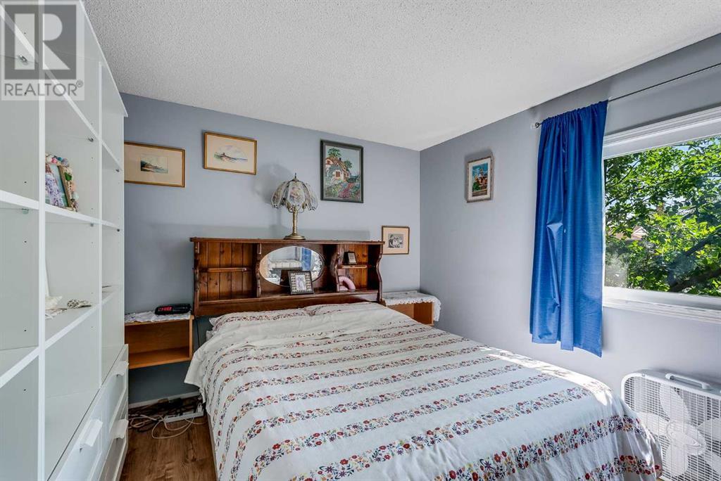 Single Family House for Sale in    Street NE Pineridge Calgary 