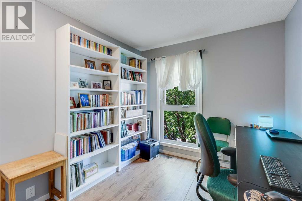 Single Family House for Sale in    Street NE Pineridge Calgary 
