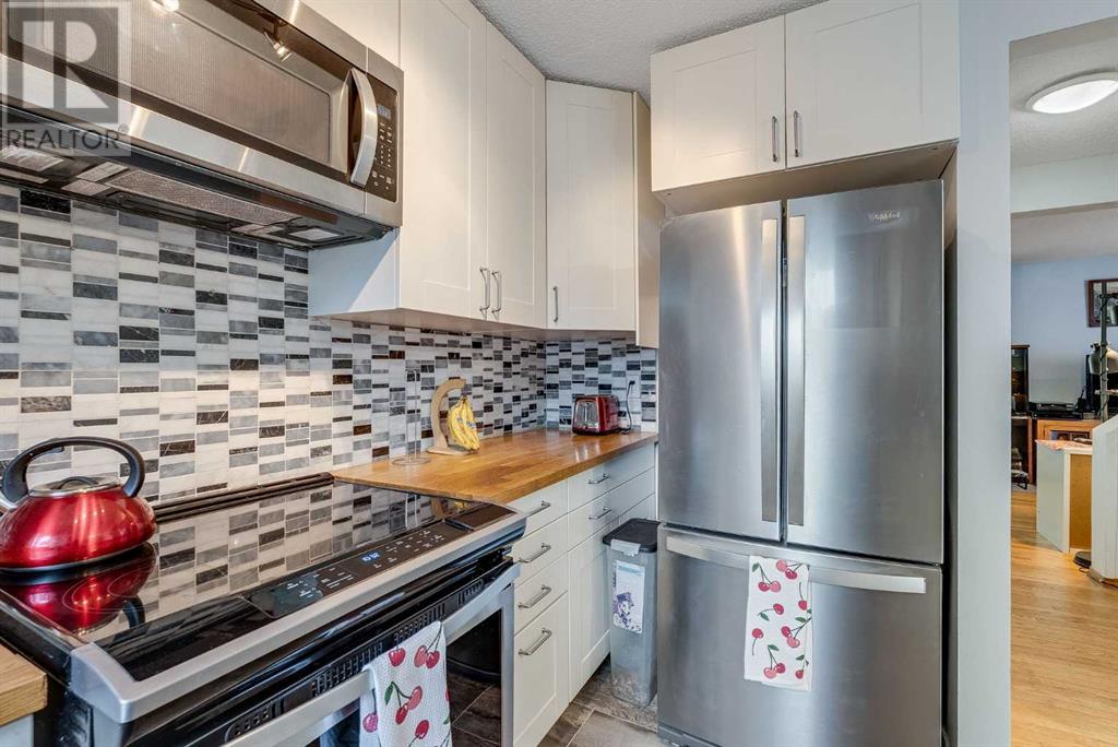Single Family House for Sale in    Street NE Pineridge Calgary 