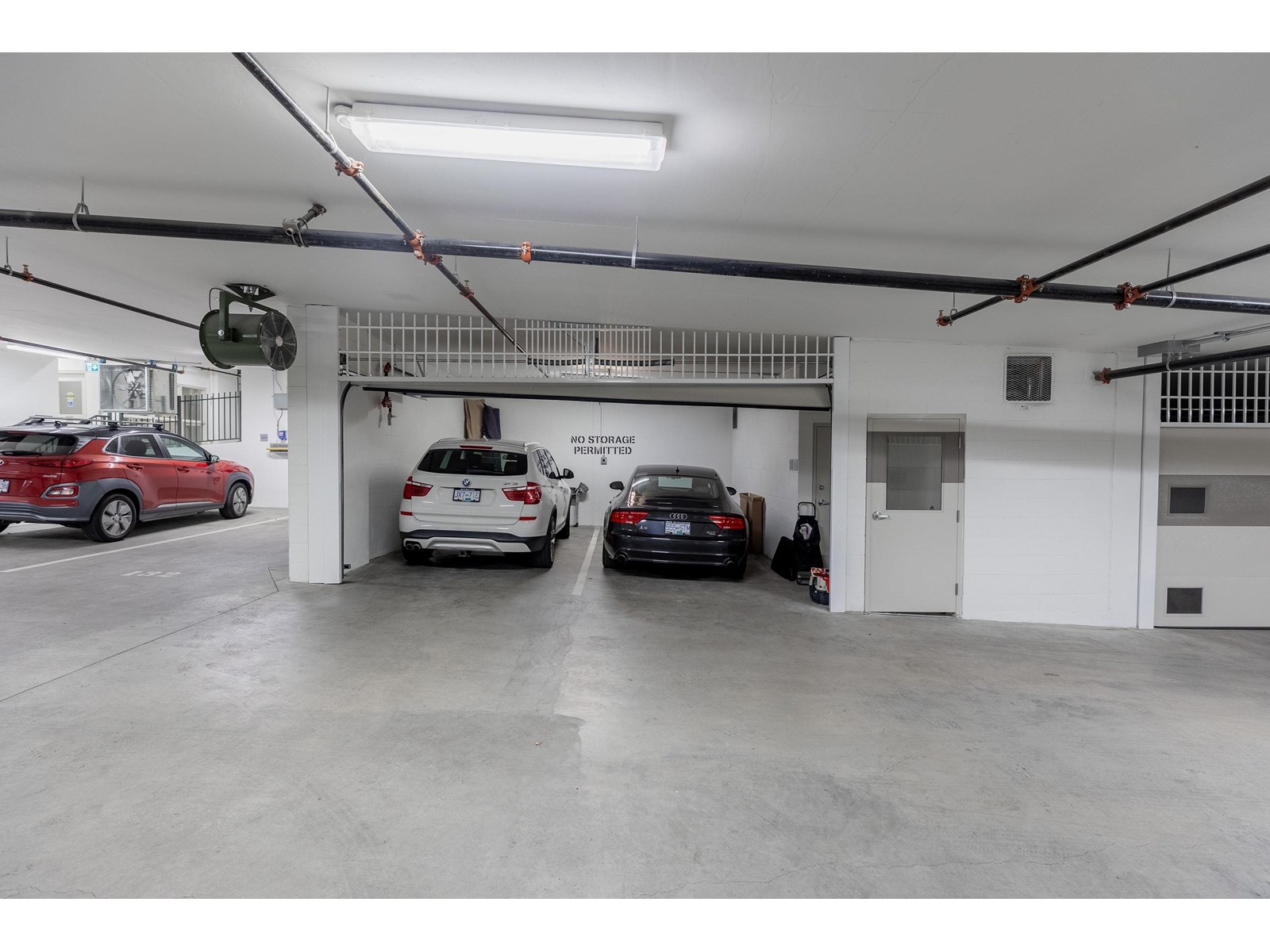 PH5 1439 GEORGE STREET, White Rock real estate listing R2950854