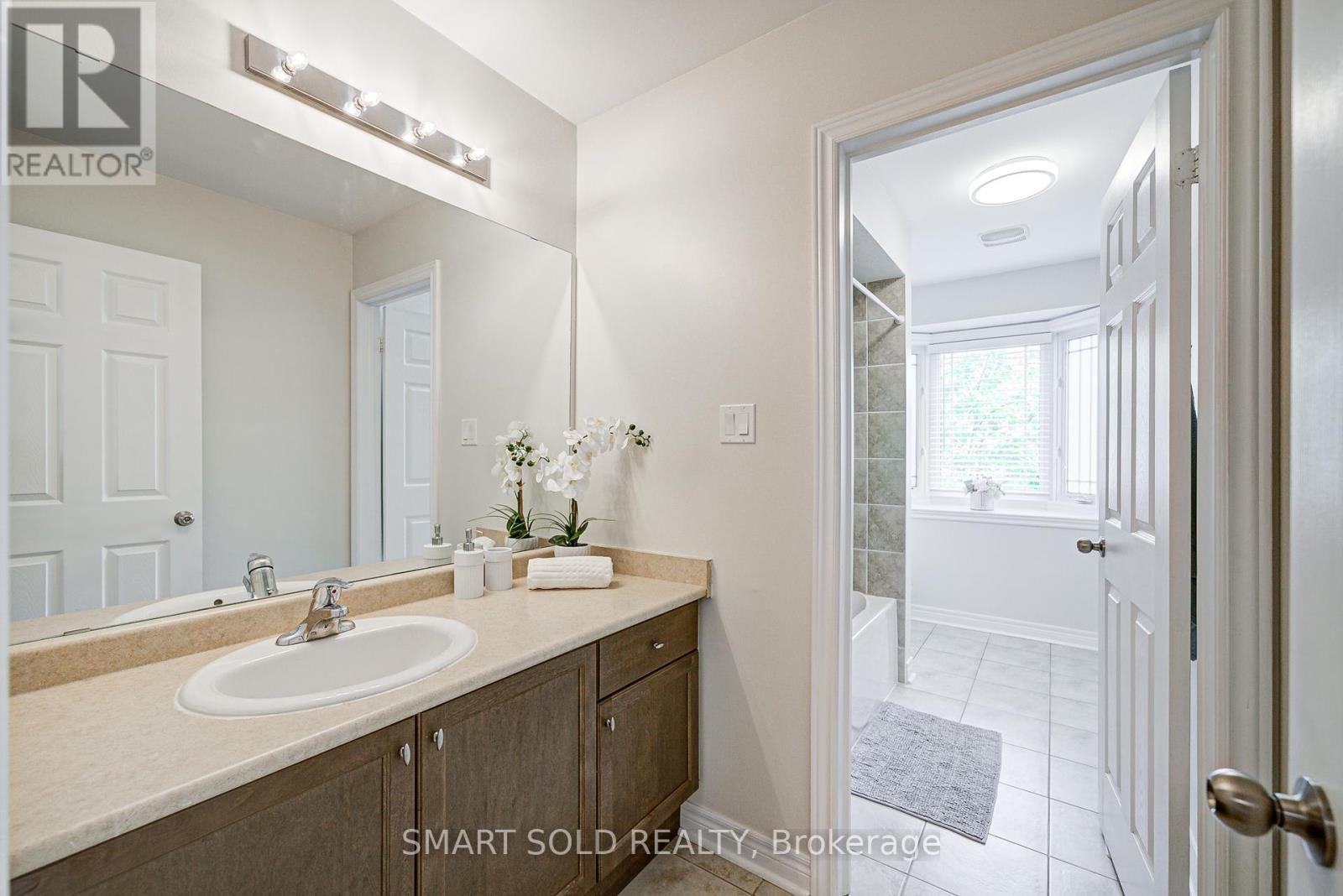 Single Family House for Sale in  CARRIER CRESCENT Vaughan (Patterson) 