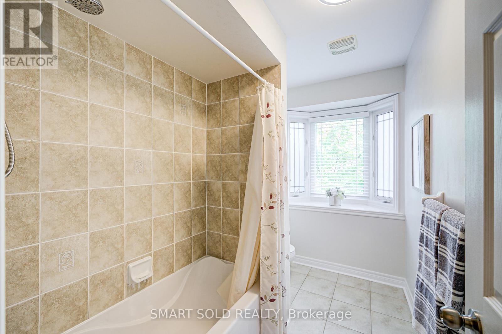 Single Family House for Sale in  CARRIER CRESCENT Vaughan (Patterson) 