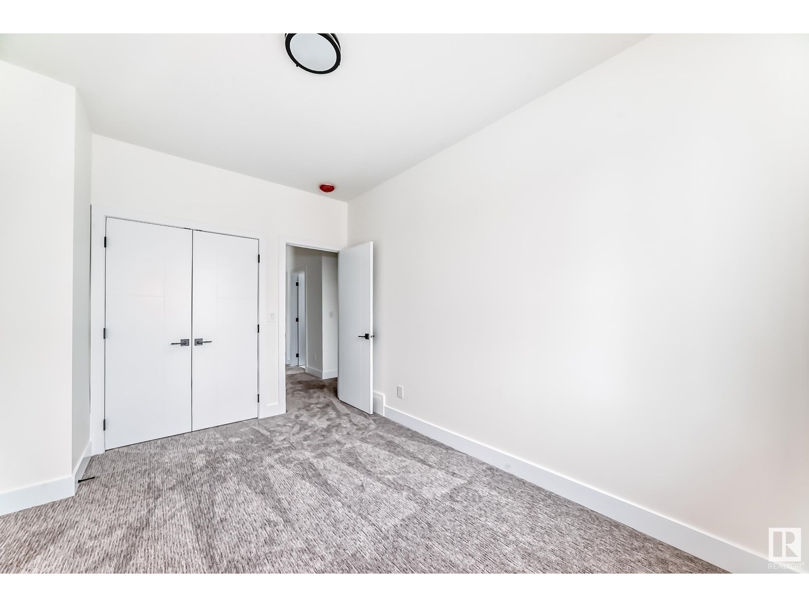 Photo 38 of 11442 125 St Nw, Edmonton AB
