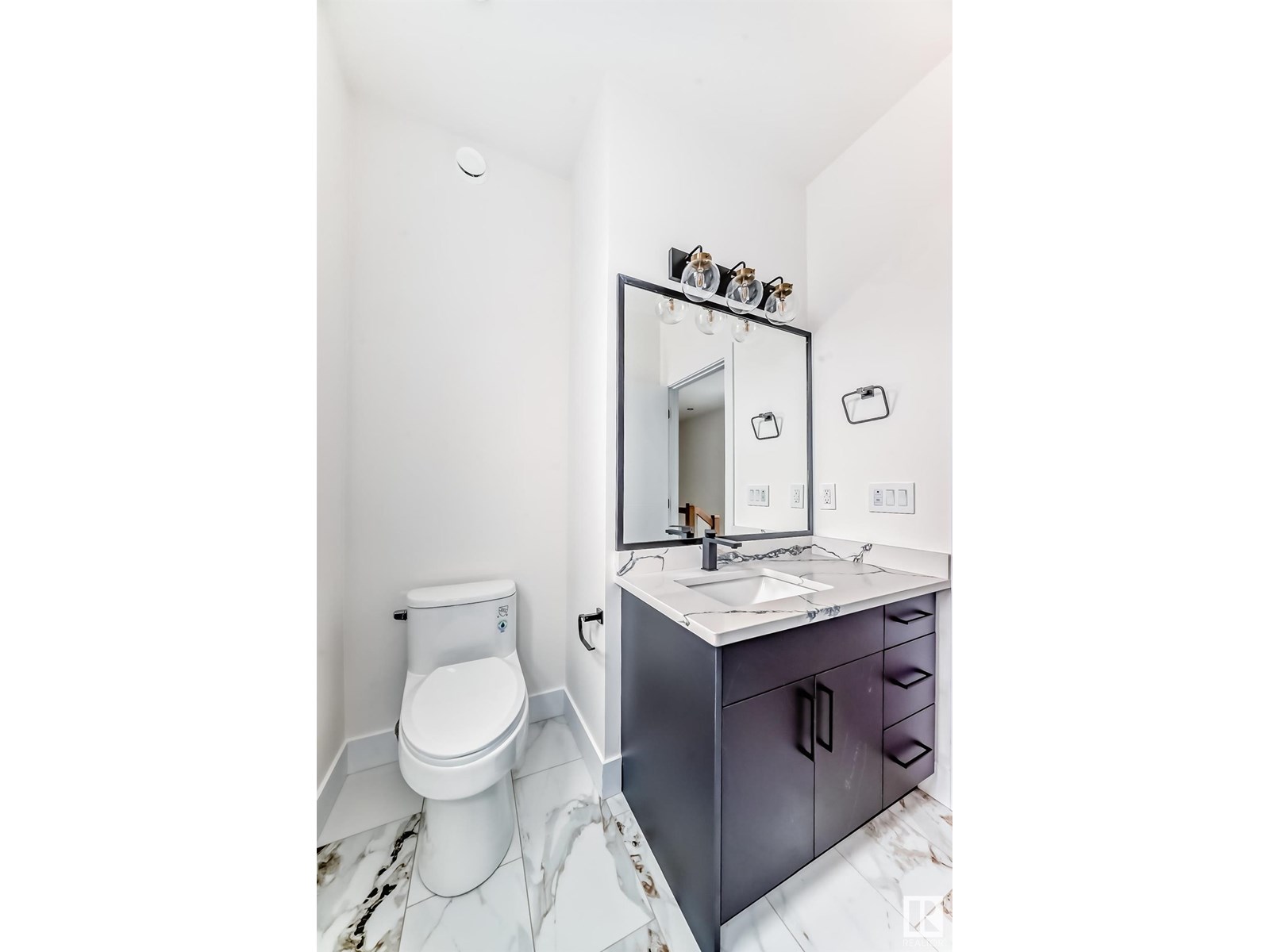 Photo 43 of 11442 125 St Nw, Edmonton AB