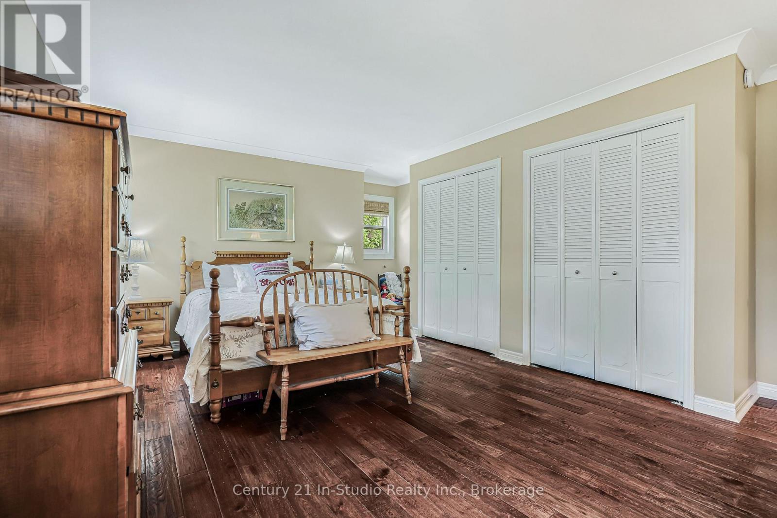 Photo 12 of 3926 County Road 124 Road, Clearview ON