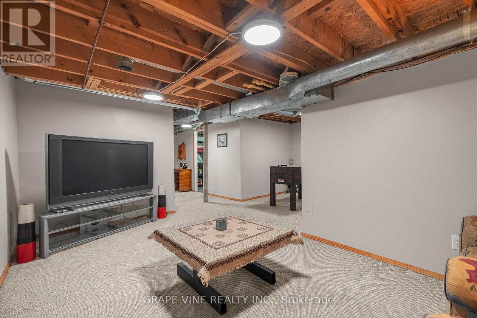 Photo 1 of 32 Acklam Terrace, Ottawa ON
