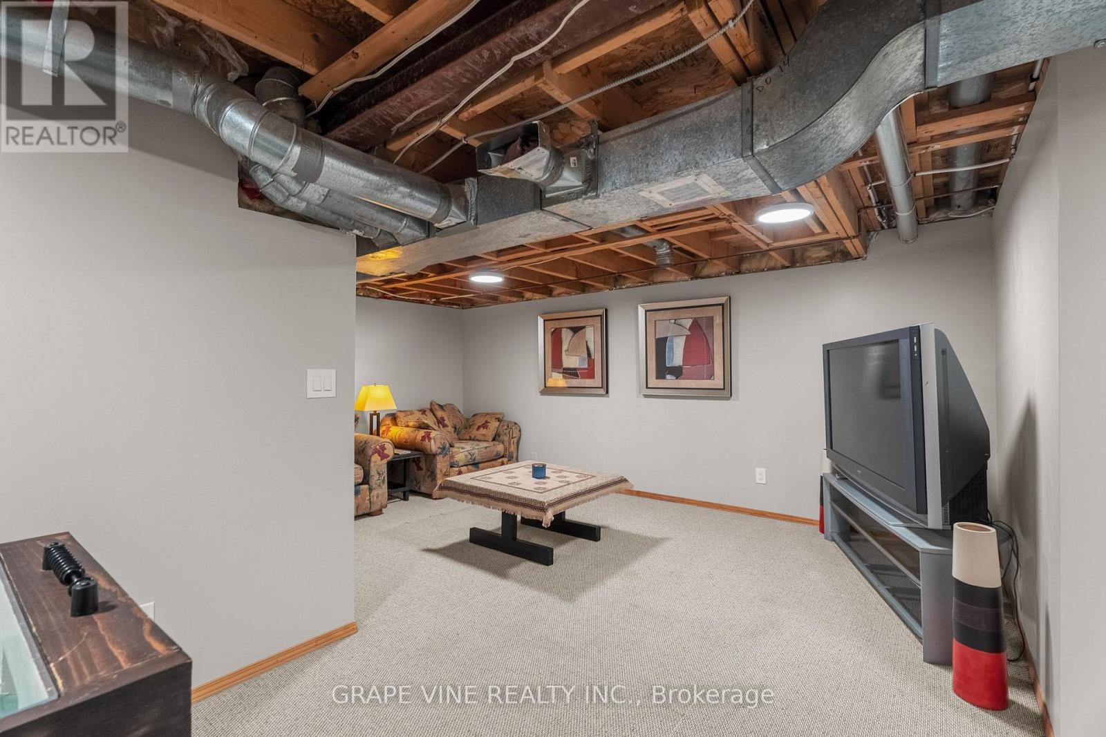 Photo 11 of 32 Acklam Terrace, Ottawa ON